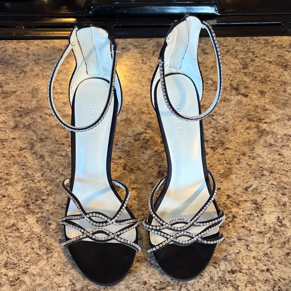Galena Signature Black and Silver Strappy Heels with bling rhinestones size 8